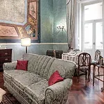 Royal Arthouse Lady Marys Tribunali Luxury - Family