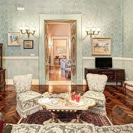 아파트 Royal Arthouse Lady Marys Tribunali Luxury - Family *