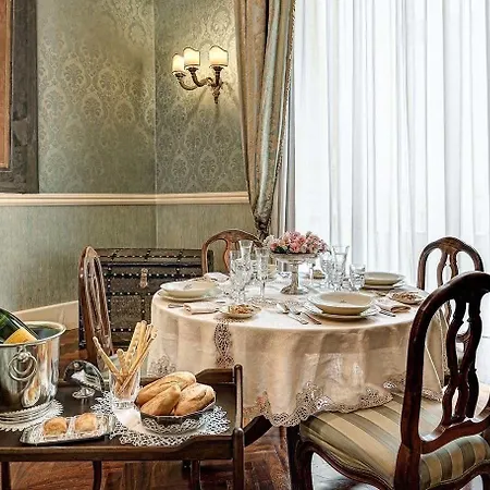 Royal Arthouse Lady Marys Tribunali Luxury - Family 아파트 *