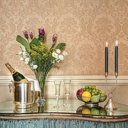 Royal Arthouse Lady Marys Tribunali Luxury - Family 아파트