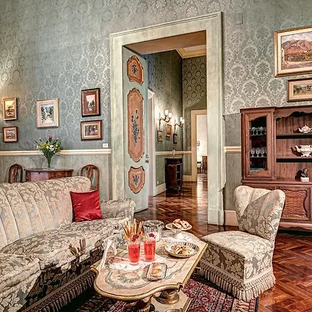 Royal Arthouse Lady Marys Tribunali Luxury - Family *