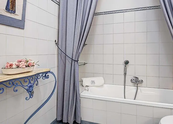 Appartement Royal Arthouse Lady Marys Tribunali Luxury - Family Napels